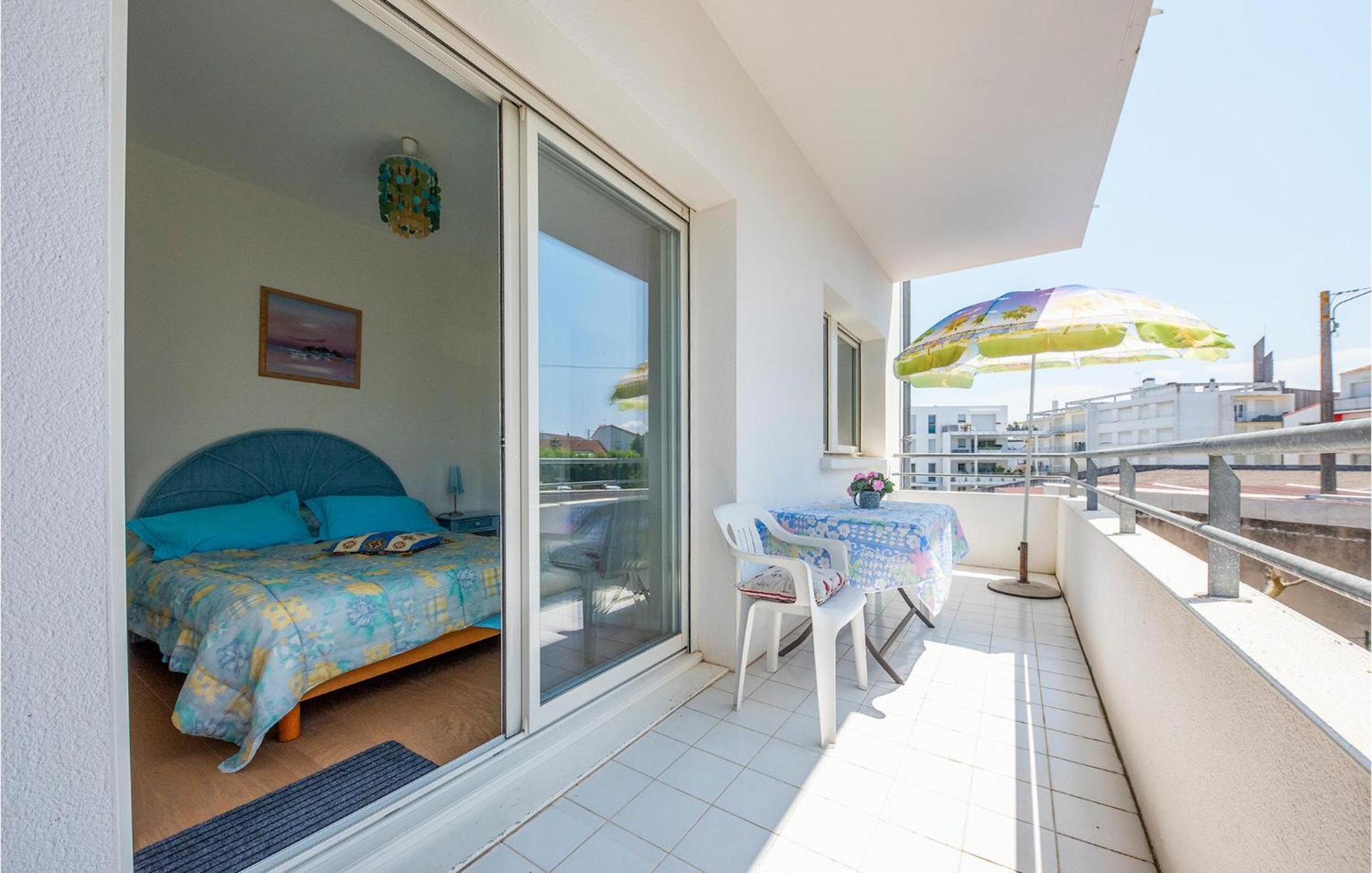 Gorgeous Apartment In Royan With Kitchen المظهر الخارجي الصورة